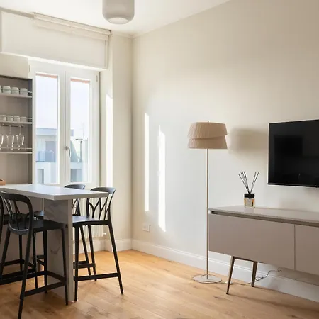 Lägenhet Luminoso Trilocale Certosa - Mirable Pm