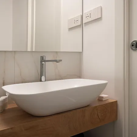 Luminoso Trilocale Certosa - Mirable Pm